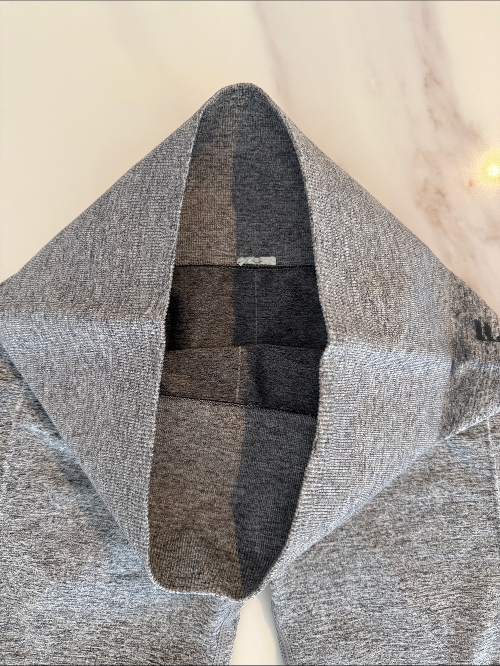 Fabletics Sync Seamless High-Waisted 7/8 Leggings Pants Small Grey Heather - Picture 11 of 16